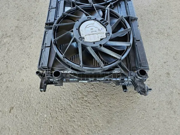 Kylarfläkt Set OEM 80A145804A Audi Q5 2.0 TDI image 5
