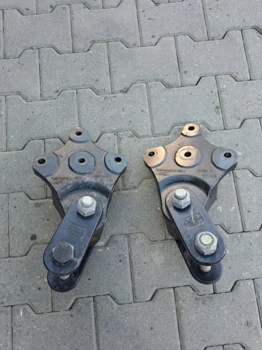 GC46 5335 BB Support Ressort Gauche/Droit Ford F-MAX image 4