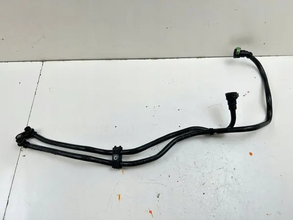 BMW 5 GT F07 Öljynjäähdytinlinja OEM 850943403 image 3