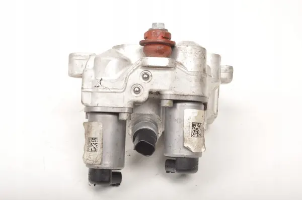 Pompe de suspension OEM 10641010 pour Rolls-Royce Wraith image 8