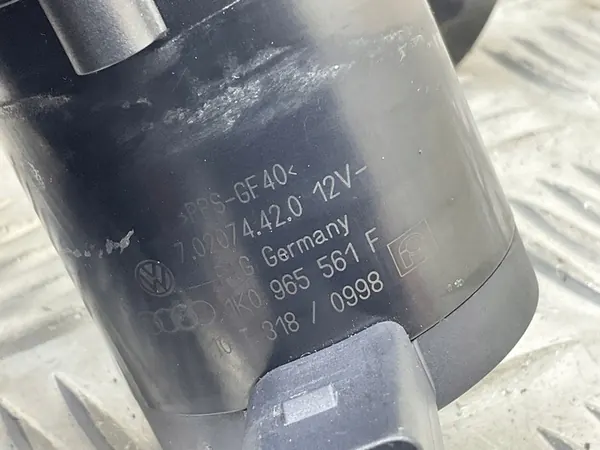 Vattenpump VW Seat Skoda Audi 1K0965561F image 4
