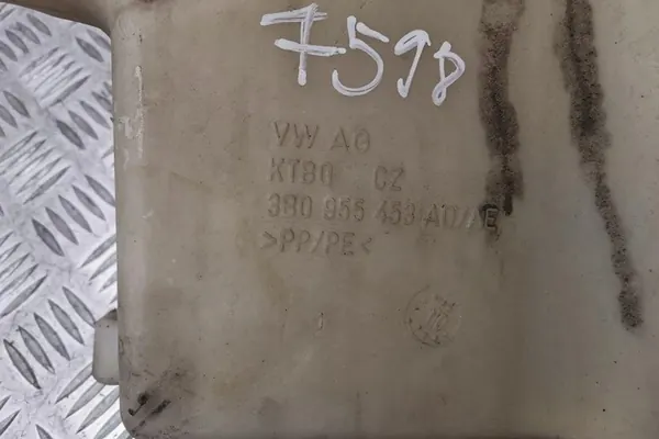 Pesuainesäiliö VW PASSAT B7 ALLTRACK 3B0955453AD image 2