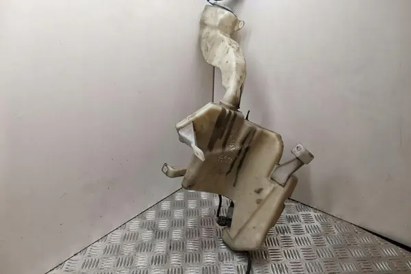 Pesuainesäiliö VW PASSAT B7 ALLTRACK 3B0955453AD image 3