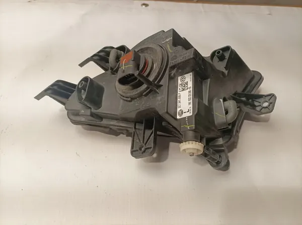 Farol Halógeno Esquerdo VW Jetta image 3