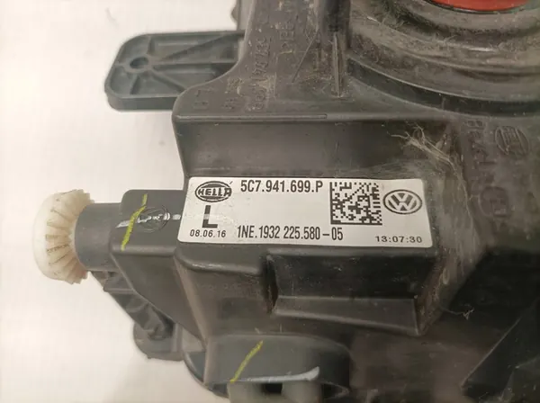 Farol Halógeno Esquerdo VW Jetta image 4