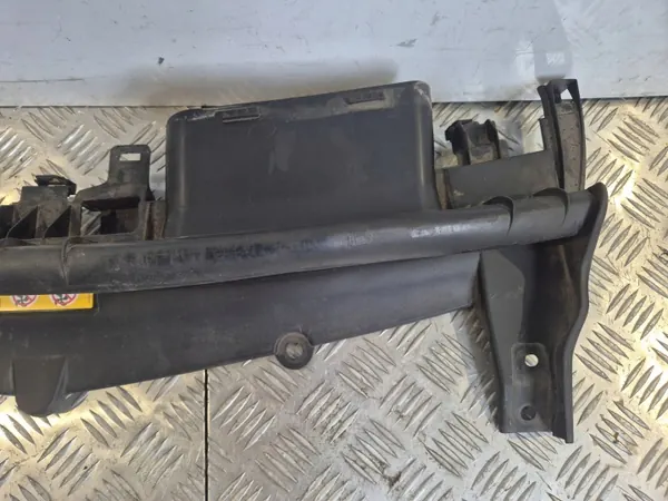 Plástico duto ar Mercedes GLC W253 A2535001100 image 3