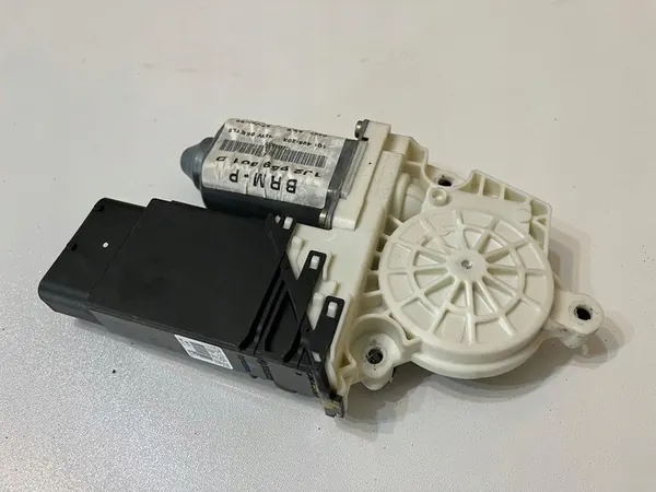 Oikean etuikkunan moottori VW New Beetle 1J2959801D image 2