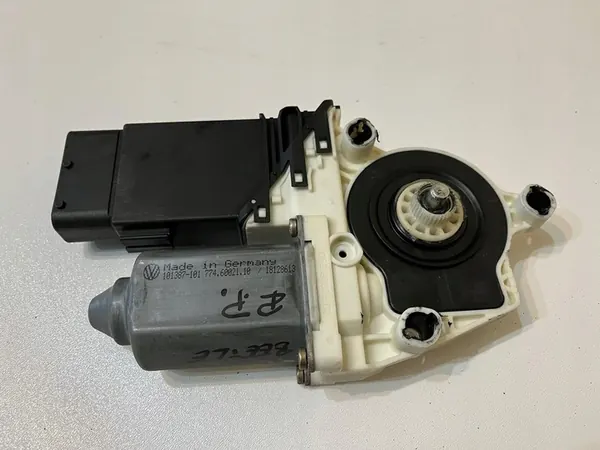 Oikean etuikkunan moottori VW New Beetle 1J2959801D image 6