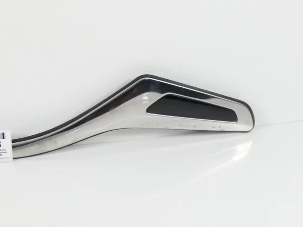 Takakotelo vasen kromi Peugeot 208 12-15r. image 2