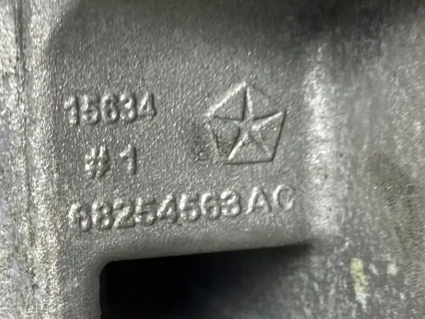 Support de compresseur AC Jeep Compass 2019 OEM FOB32003 image 2