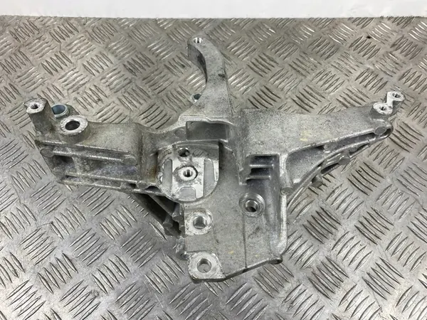 Support de compresseur AC Jeep Compass 2019 OEM FOB32003 image 9