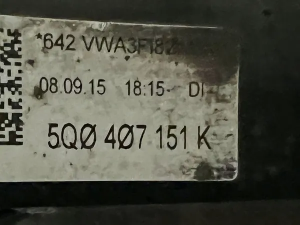 Braccio di controllo anteriore sinistro AUDI A3 VW GOLF 5Q0407151K image 2