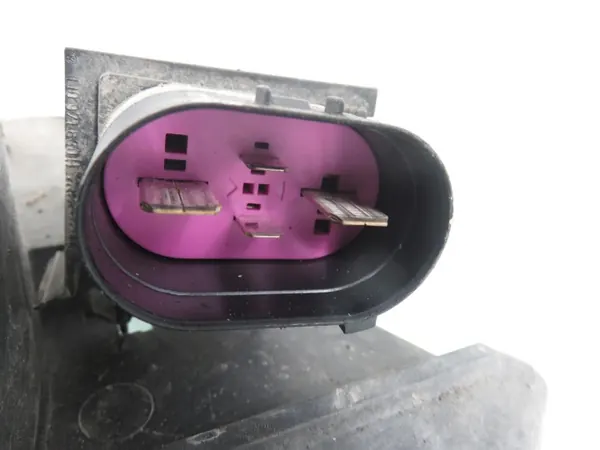 Gebruikte VW radiatorventilator OEM 1K0121223 image 4
