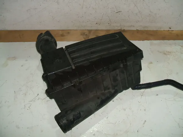 SKODA YETI VW SEAT AUDI Carcaça do Filtro de Ar 3C0129601CA image 4