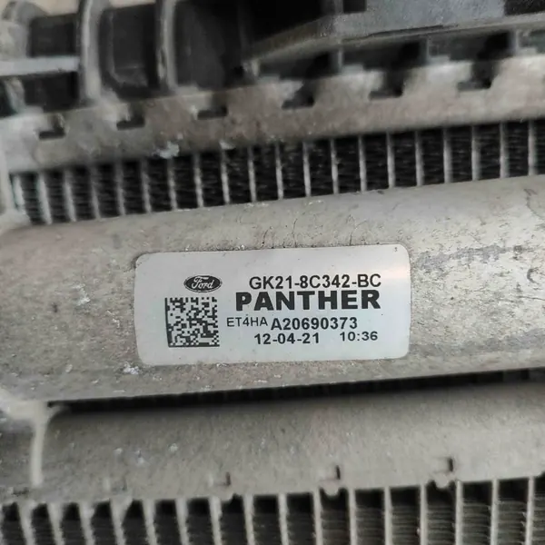 Pièces refroidissement OEM BK218C607D Ford Transit 2.0L image 9