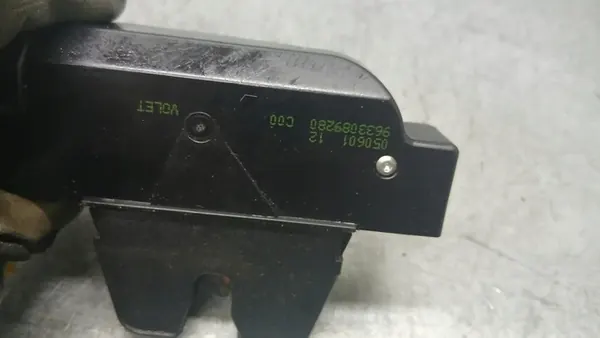 Baklucka lås Citroen Xsara Picasso 1999-2004 OEM 9633089280 image 4