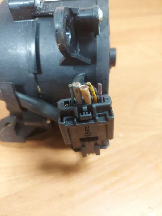 OEM 9680250280 Liukuoven Avainmekanismi Oikea image 5