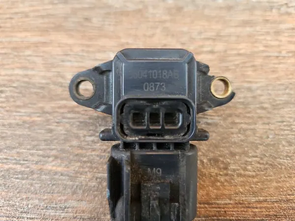 JEEP CHEROKEE LIBERTY KJ MAP SENSOR 56041018AB image 6