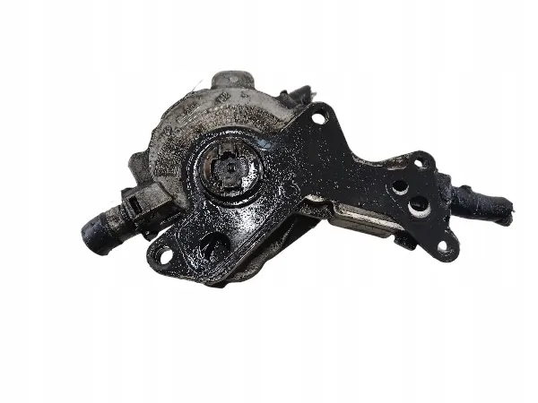 Bomba de vacío VW PASSAT B5 GOLF IV 1.9 TDI OEM image 2