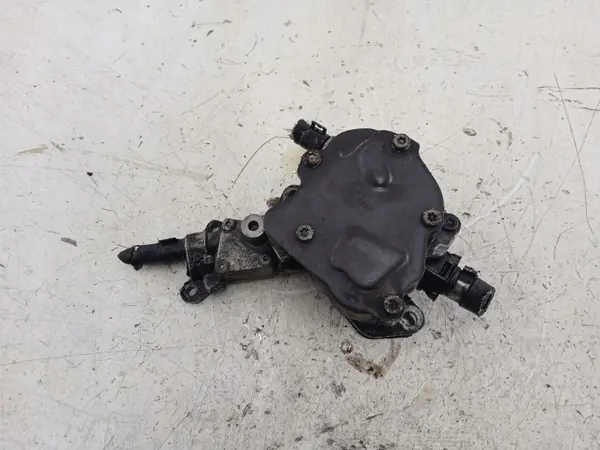 Bomba de vacío VW PASSAT B5 GOLF IV 1.9 TDI OEM image 5