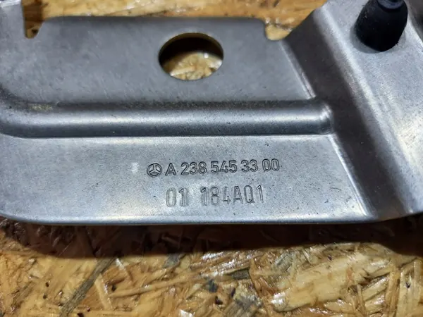 Altavoz Mercedes OEM A2385453300 - Estado usado image 3