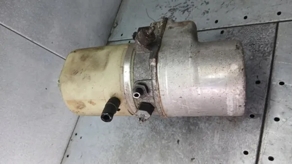 Pompe de direction assistée Audi OE 6R0423156C image 2