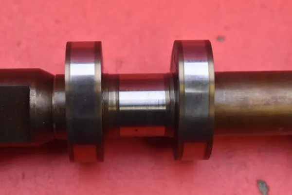 Arbre à cames admission droit OEM 7629529 BMW 4.4 V8 image 5