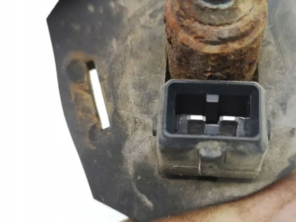 Chrysler FRC36208 Polttoainepumppu - Käytetty OEM-osa image 4
