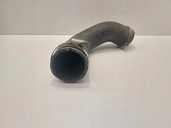 Volkswagen Transporter - Caravelle T5 2012 Intercooler-Schlauch image 2