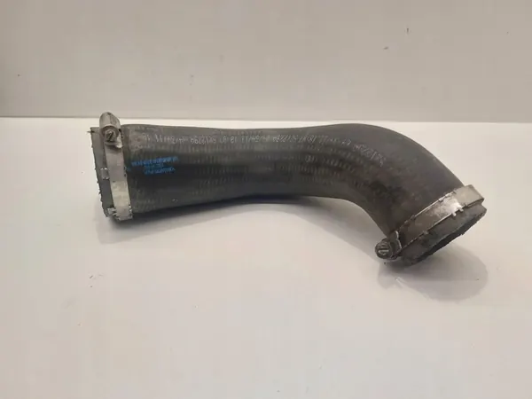 Volkswagen Transporter - Caravelle T5 2012 Intercooler-Schlauch image 5