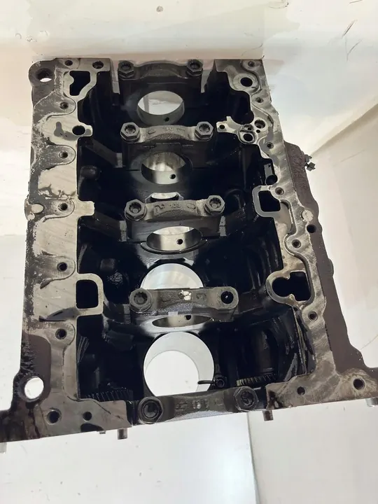 Motorblock Audi A4 8W 2.0 TDI 2017 OEM 03N023C image 5