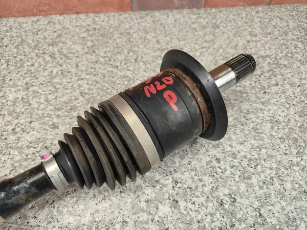 Höger Bakaxel BMW F30 F31 N20 7637444 image 6