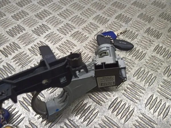 Sytytyskytkin avaimella 51813197 Fiat Grande Punto image 4