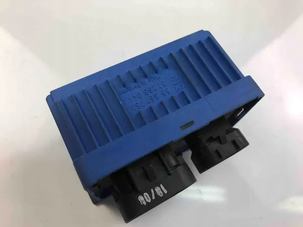 Controlador Opel Corsa D 2007 OEM 55557760 image 2