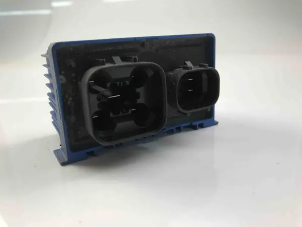 Controlador Opel Corsa D 2007 OEM 55557760 image 3