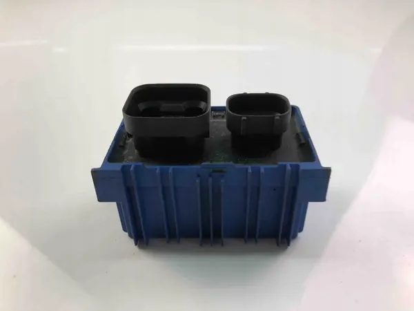 Controlador Opel Corsa D 2007 OEM 55557760 image 4