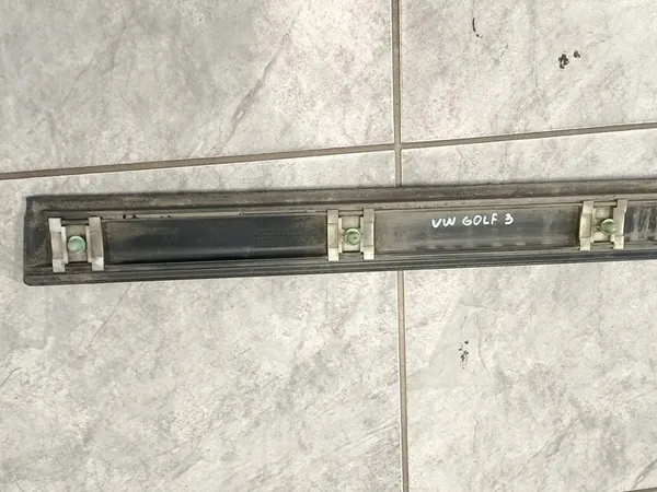 Vänster Framdörrslist VW Golf 3 5D image 5