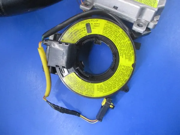 Mitsubishi Colt VI Steering Wheel Airbag MR587757 MR587756 image 9