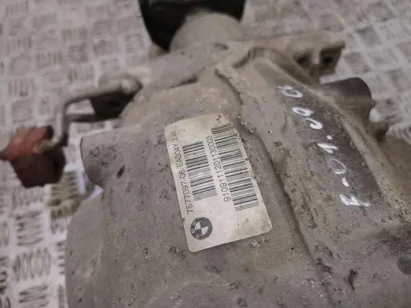 BMW 7 (F01, F02) Rear Differential 757709706 4.4L 2009 image 3