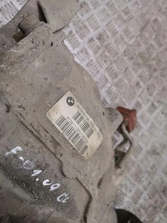 BMW 7 (F01, F02) Rear Differential 757709706 4.4L 2009 image 4