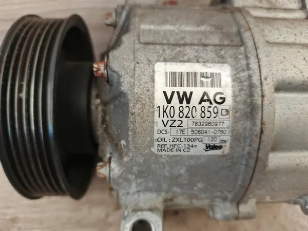 Ilmastointikompressori VW GOLF V TOURAN Audi A3 OCTAVIA OEM image 2