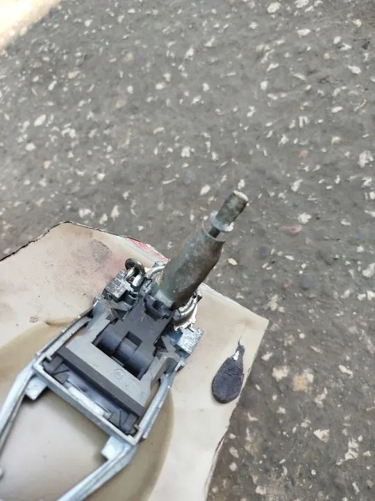 Vasen etuoven kahva Seat Altea XL Leon II Toledo III OEM image 4