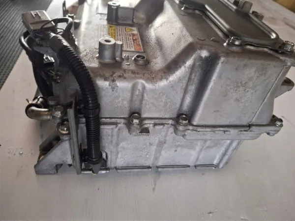 Convertisseur Onduleur Mitsubishi OEM 9410A064 Occasion image 4