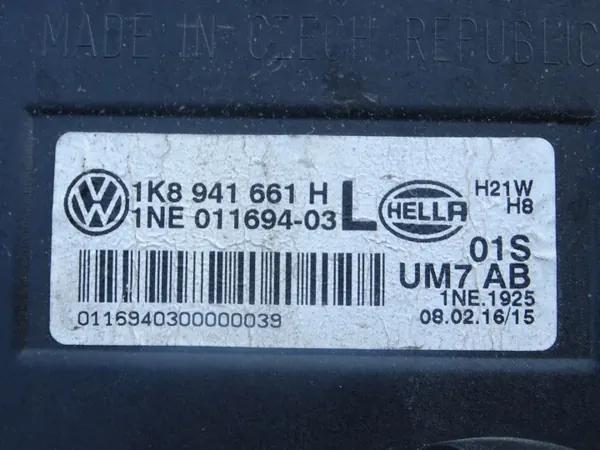 VW Scirocco Elevação Halogéneo Esquerdo OEM 1K8941661H image 3