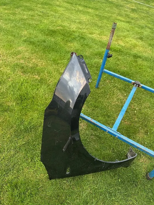 KIA CEED II 2 12-18R Höger Framskärm OEM image 4