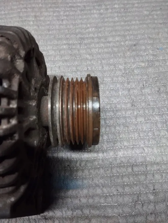 Alternador Nissan Micra K12 1.5 DCI image 3