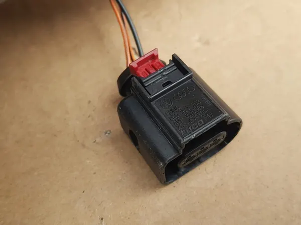 Johdotus - Ohjausvaihteen Asennus - VW Audi Seat Skoda - 1K1971111AF image 9