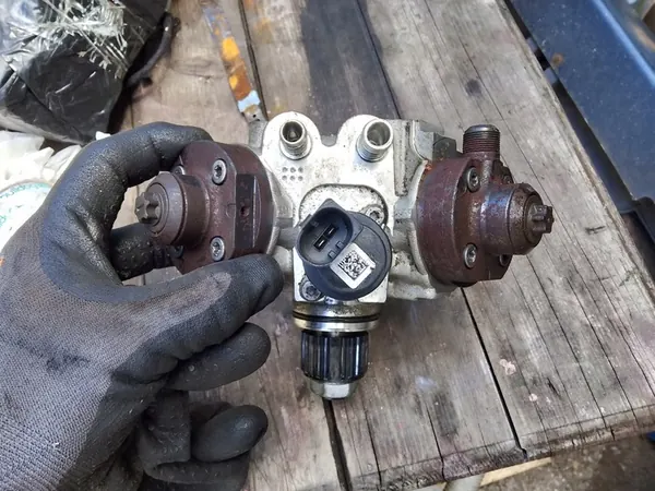 Kraftstoffpumpe Audi A7 3.0 TDI 0445010691 image 3