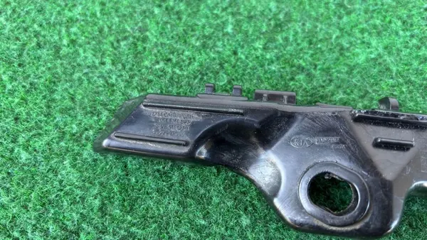 KIA SORENTO 2009+ Suporte de para-choque dianteiro direito OEM 86594-2P000 image 3