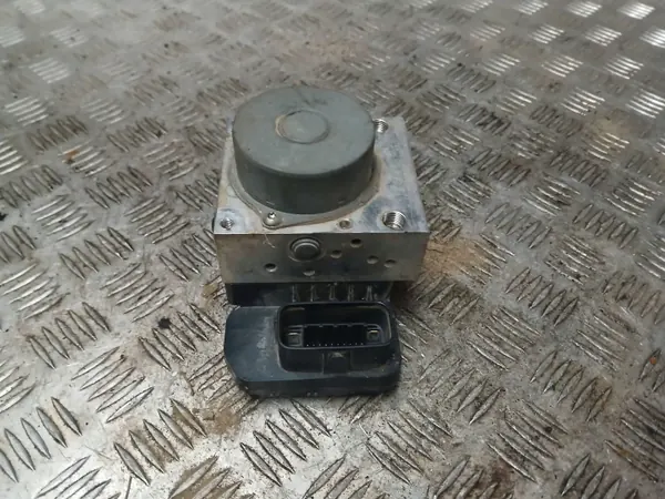 Pompe ABS OEM 44540-52240 pour Toyota Verso-S image 4